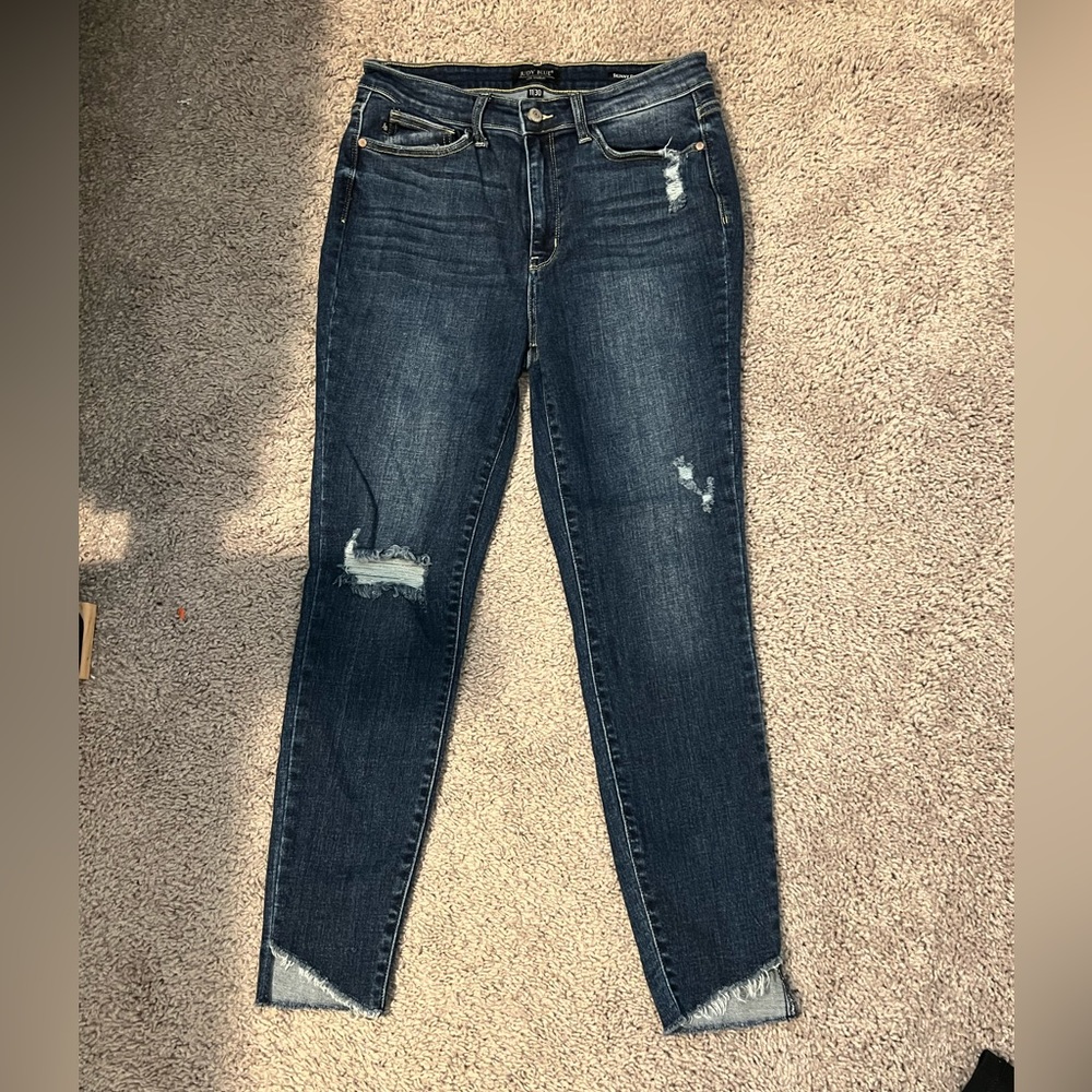 Judy blue slanted fray hem skinny jean size 11